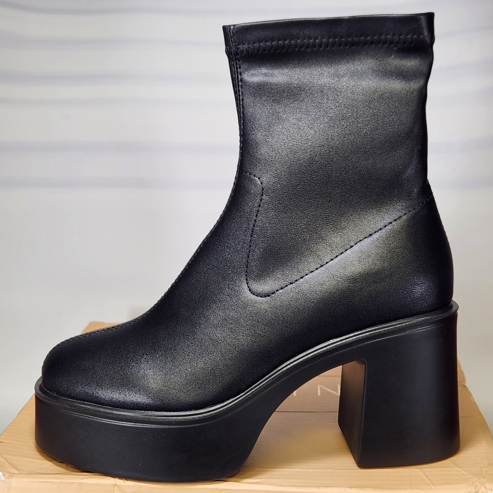 Billini Vinny Black Platform Block Heel Sock Ankle Boots Women Size 6 B1332